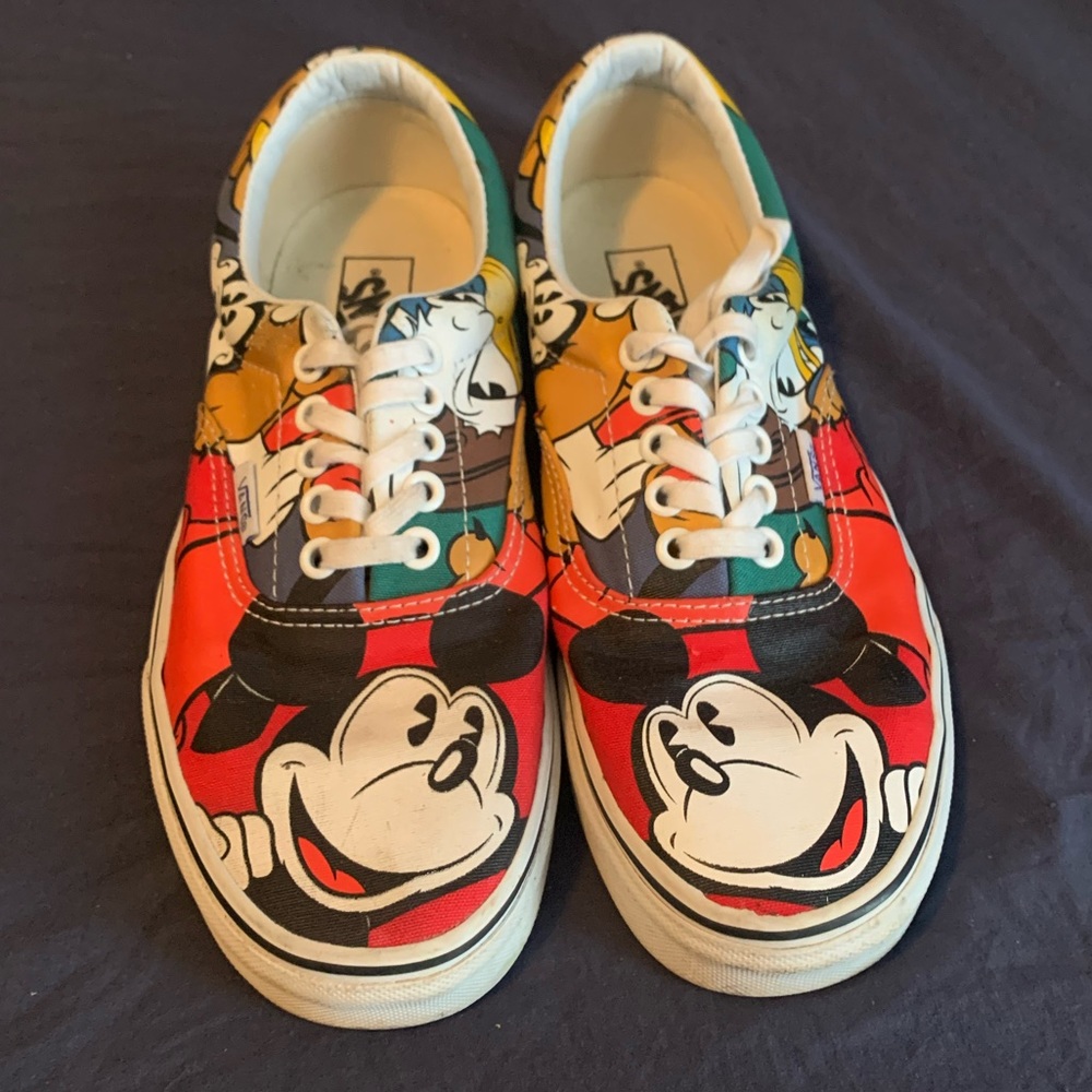 Disney Vans !